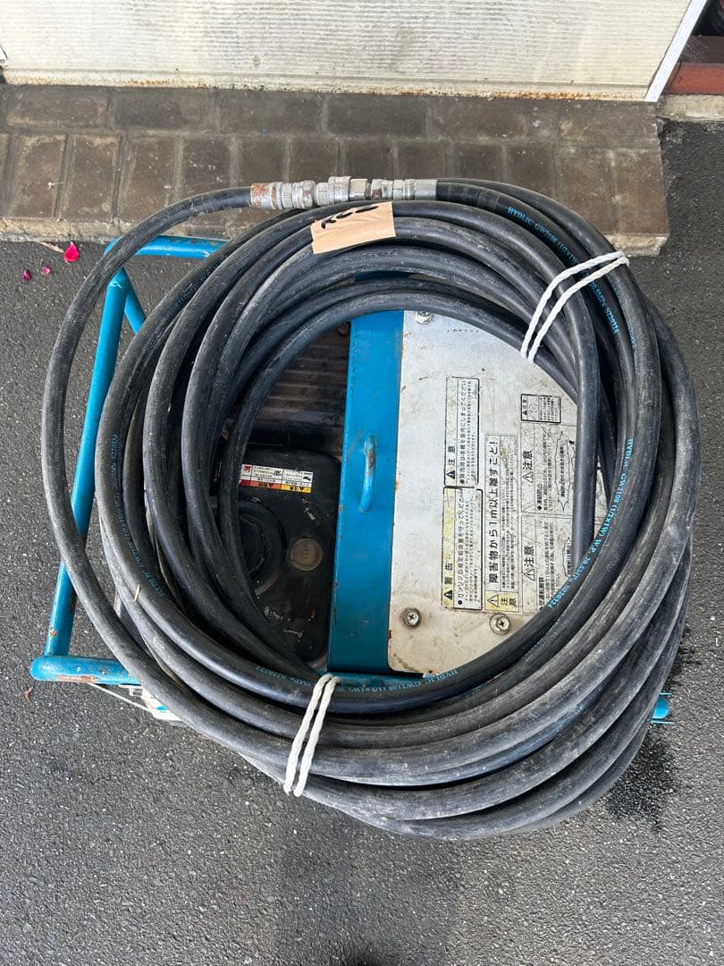 KL2★強い★ツルミ鶴見製作所エンジン式高圧洗浄機　多水量型　HPJ-680ES