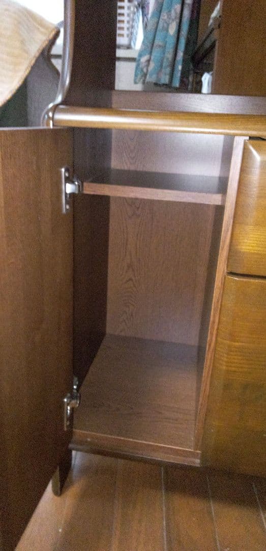 電話台・リビング収納