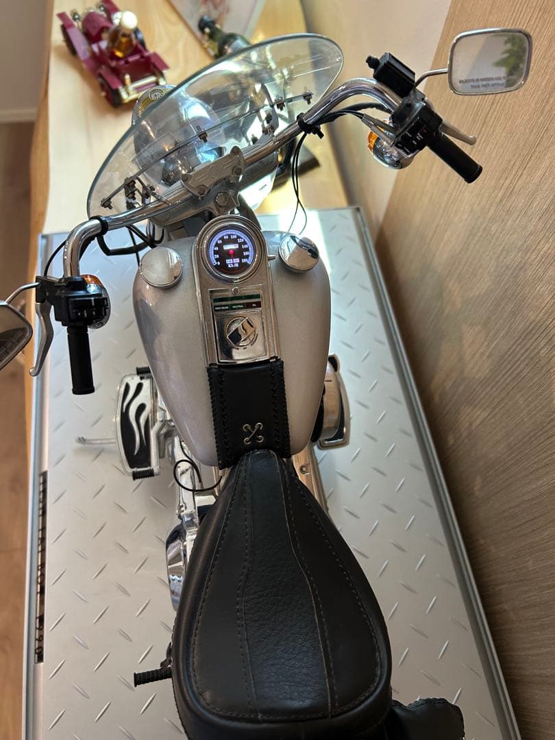 ディアゴスティーニ FAT BOY ハーレーダビッドソン 1/4 模型