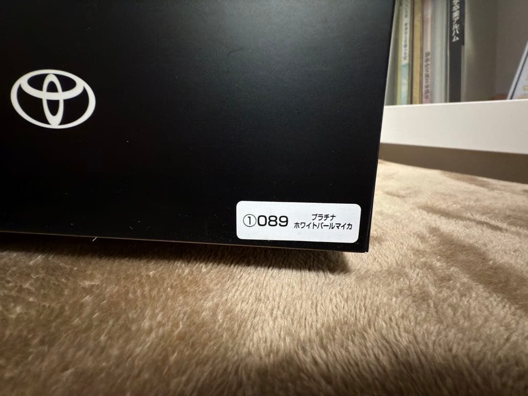 【新品非売品】トヨタ アルファード 1/30 ミニカー プラチナホワイトパール