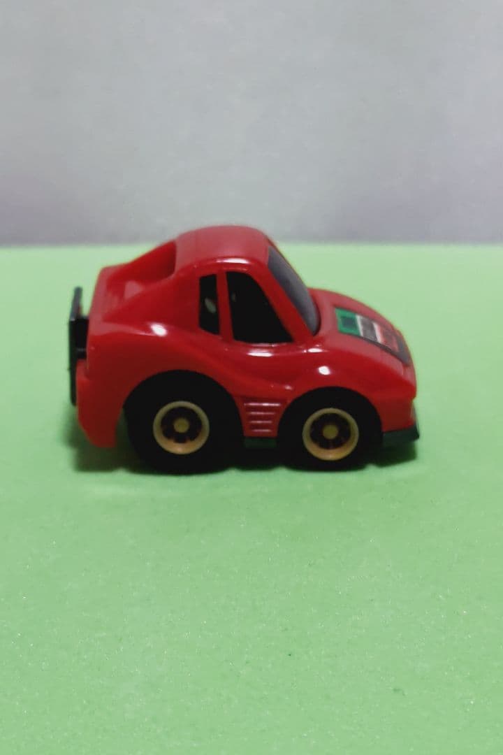 チョロＱ、フェラーリ・テスタロッサ・赤色