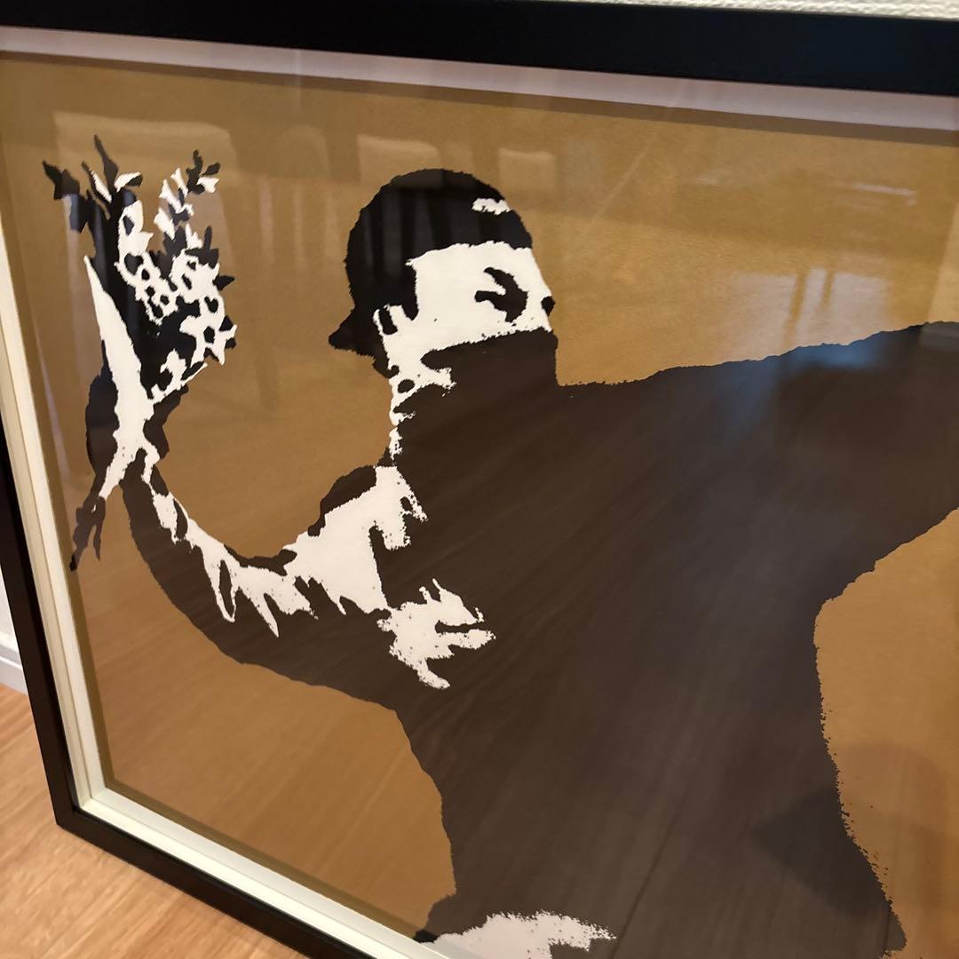Banksy 花束を投げる男　ゴールド　wcp