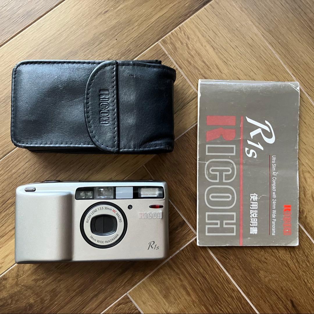 RICOH R1s コンパクトカメラ シルバー