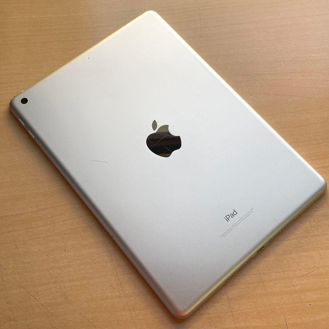 iPad 第6世代　A1893　Wi-Fiモデル　シルバー　32GB #2