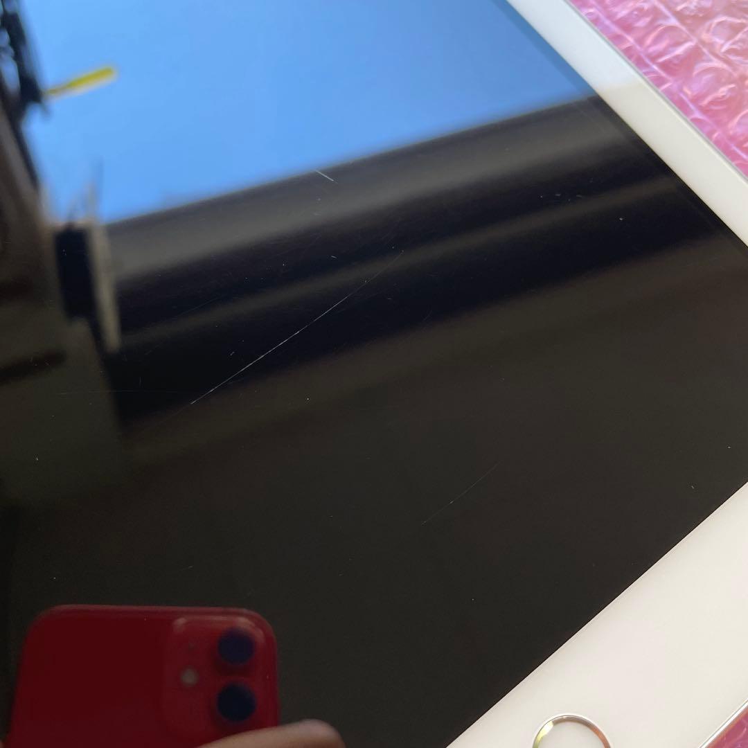 iPad 第6世代　A1893　Wi-Fiモデル　シルバー　32GB #2