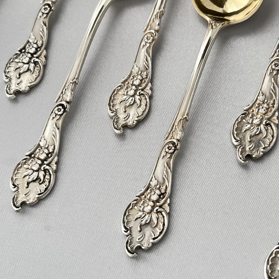 【ドイツ】レリーフのモカスプーン 12本【純銀】 10.5cm ケース