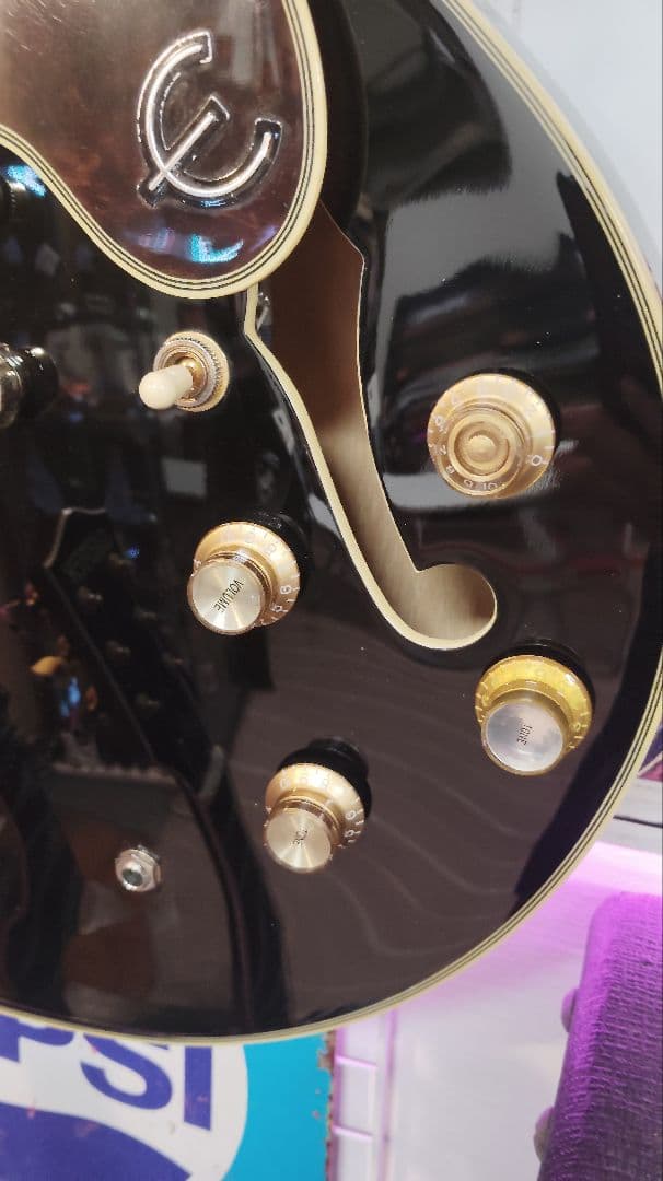 epiphone　Sheraton-Ⅱ Pro EB　セミアコ