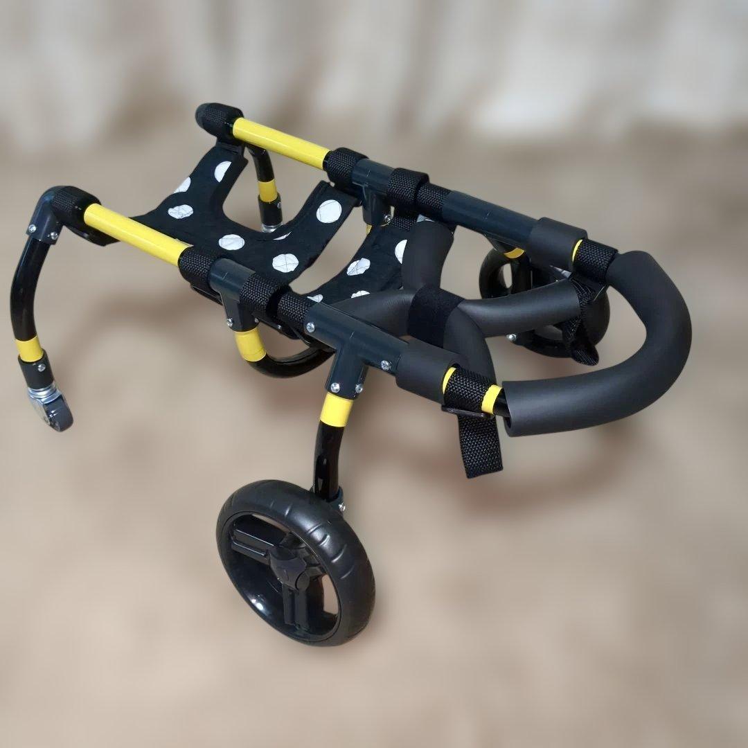 ワンちゃん4輪　リハビリ　食事補助　犬用車椅子　シニア介護　犬の歩行器