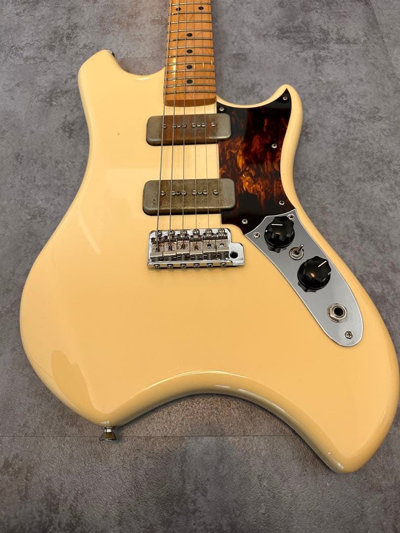 ギター Fender Daiki Tsuneta Swinger
