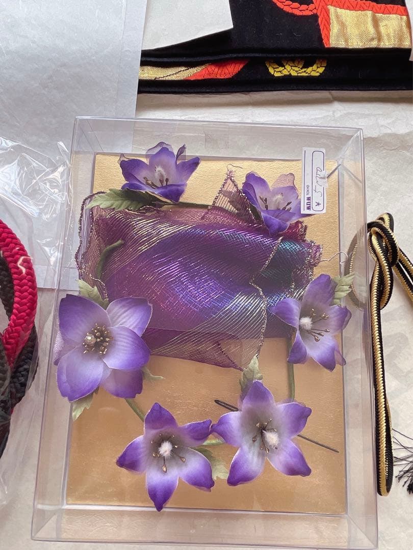 成人式振袖 晴れ着 着物一式 紗綾型 赤白桜 流水紋 純絹 金襴 170cmXL