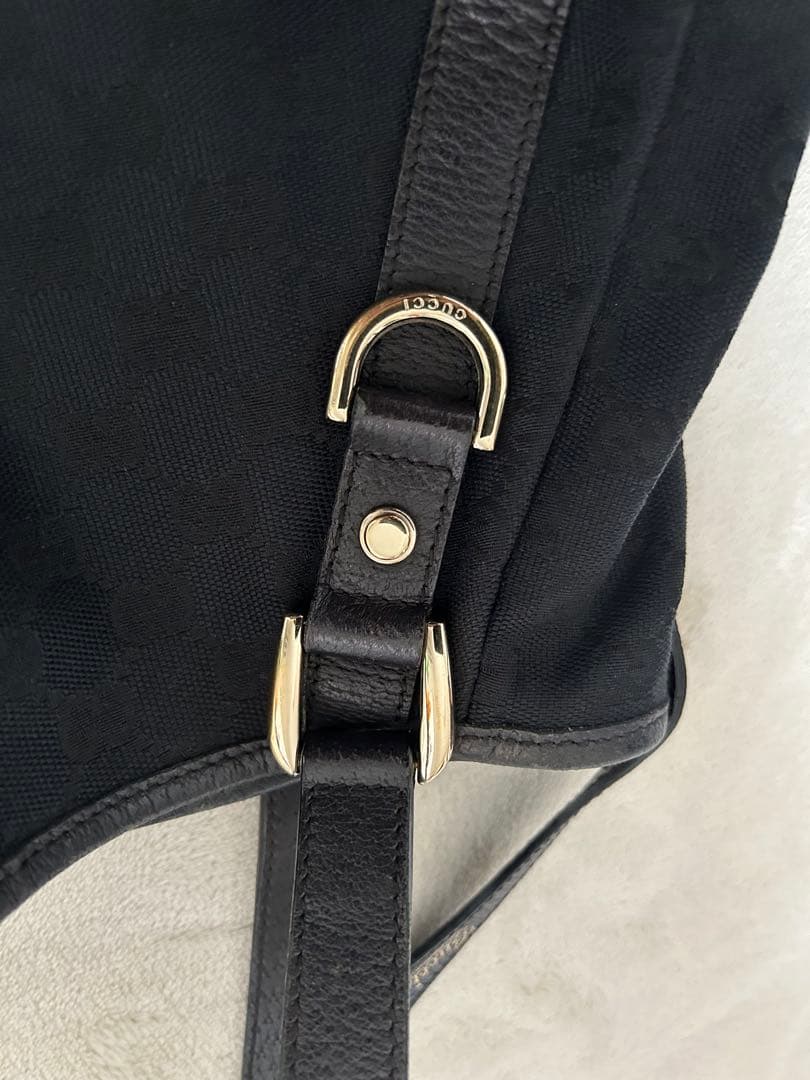 Ｐ　GUCCI トートバック　黒GGキャンバス