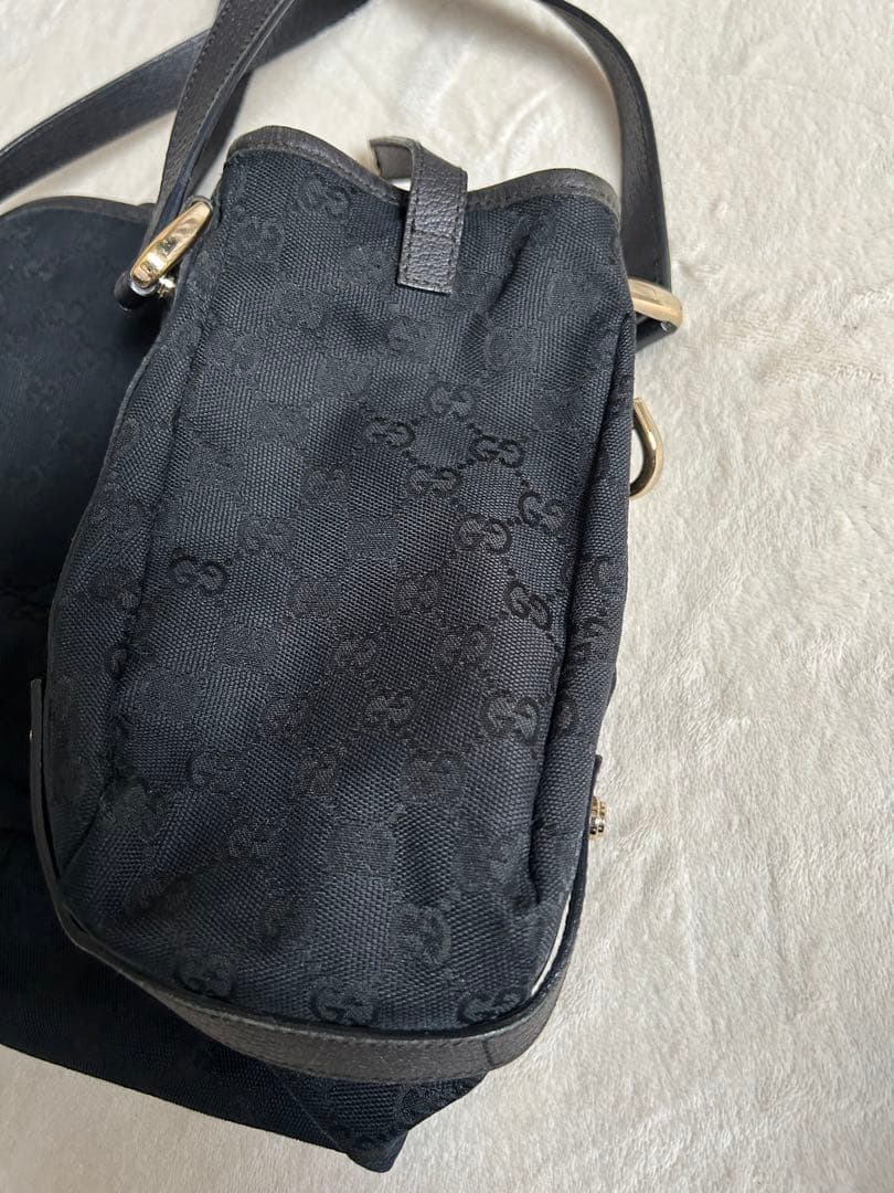 Ｐ　GUCCI トートバック　黒GGキャンバス
