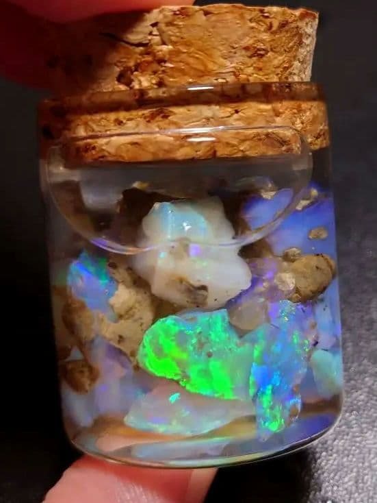 エチオピア　チョーク　オパール原石 詰合わせ　鉱物　標本　約10g分50CT近く