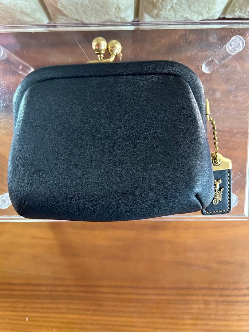 COACHコーチ黒のがま口ケース小銭に入れ