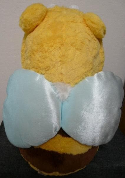 ミツバチプーさん　ぬいぐるみ　（SUPER　BIG）　ディズニーストア