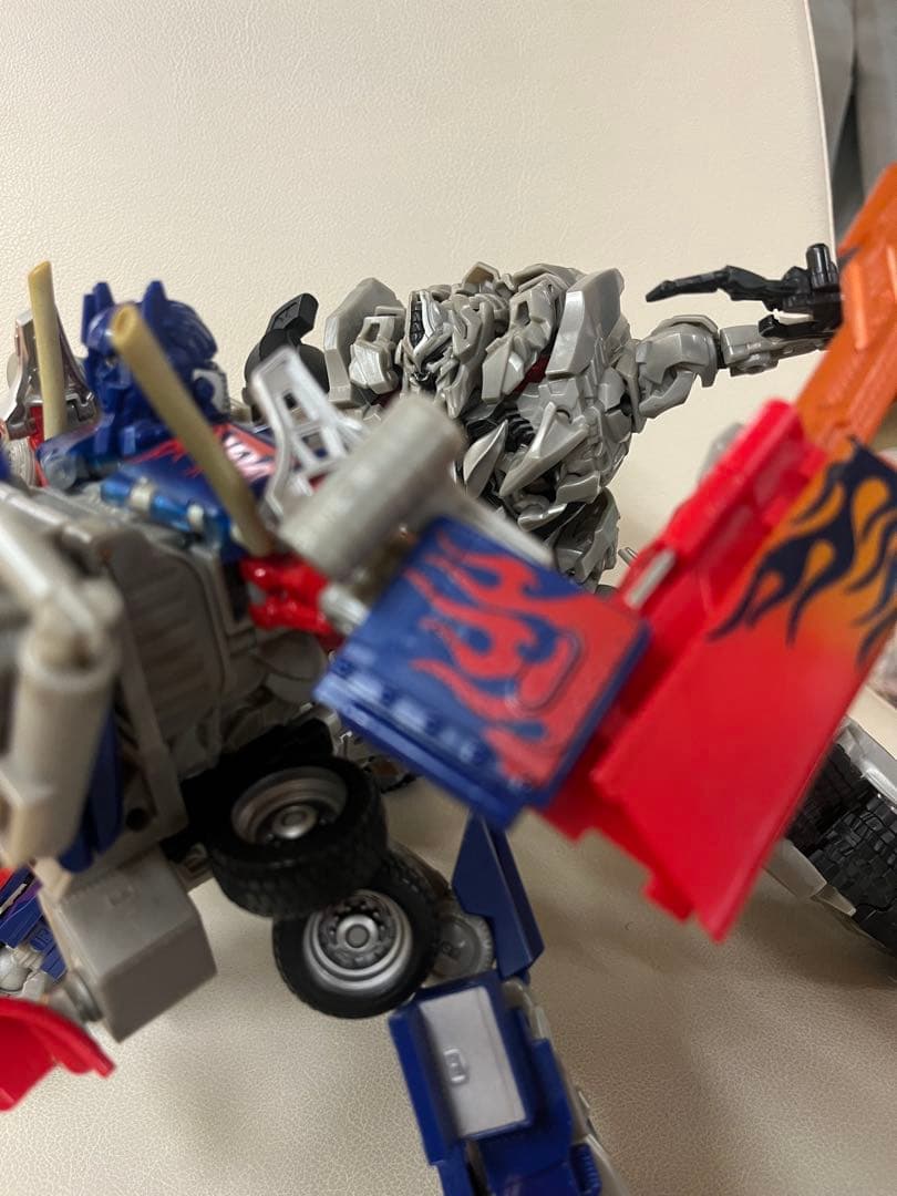 値引交渉受付中 RA-01 バスターオプティマスプライム リーダークラス