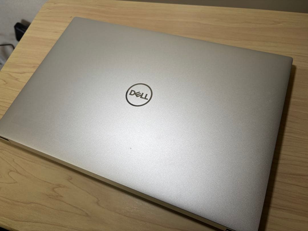 Windowsノート本体 Dell XPS 15 9500 Core i7-10750H 16GB