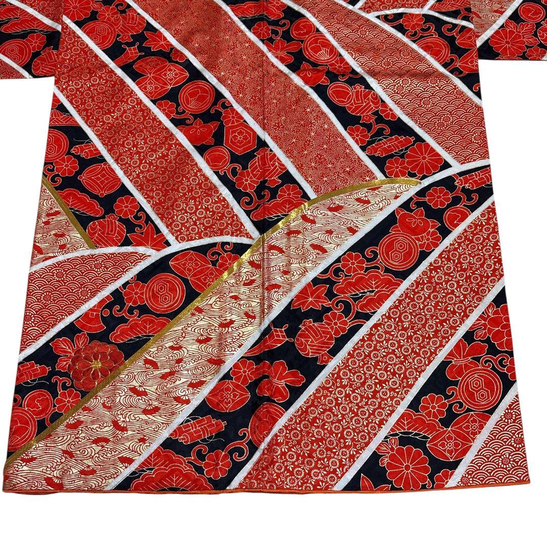 (あ996)赤黒白金 祝い柄の荒波のような斜めストライプ振袖㊗️⑤点セット