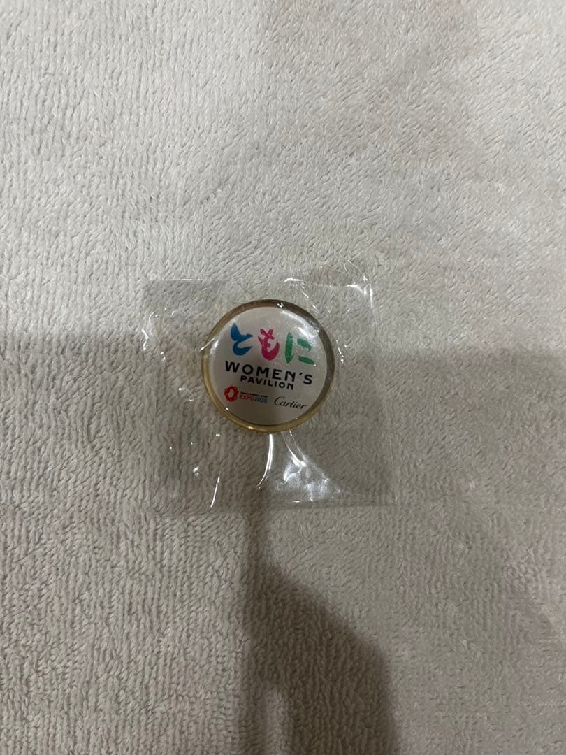 WOMEN'S PAVILION ピンバッジ