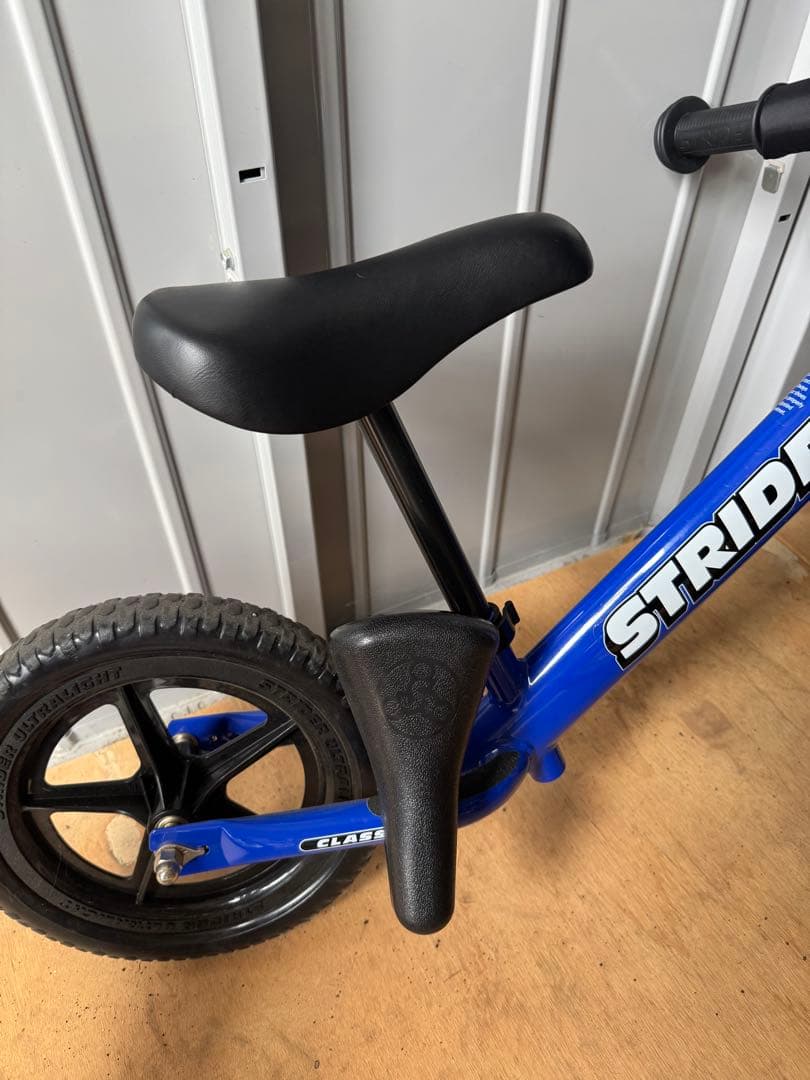 STRIDER バランスバイク 青 12インチ