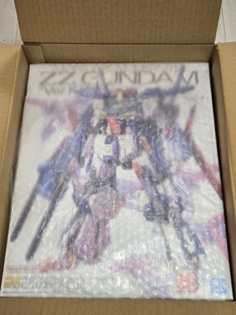 ZZ GUNDAM \"Ver.Ka\" 1/100 プラモデル