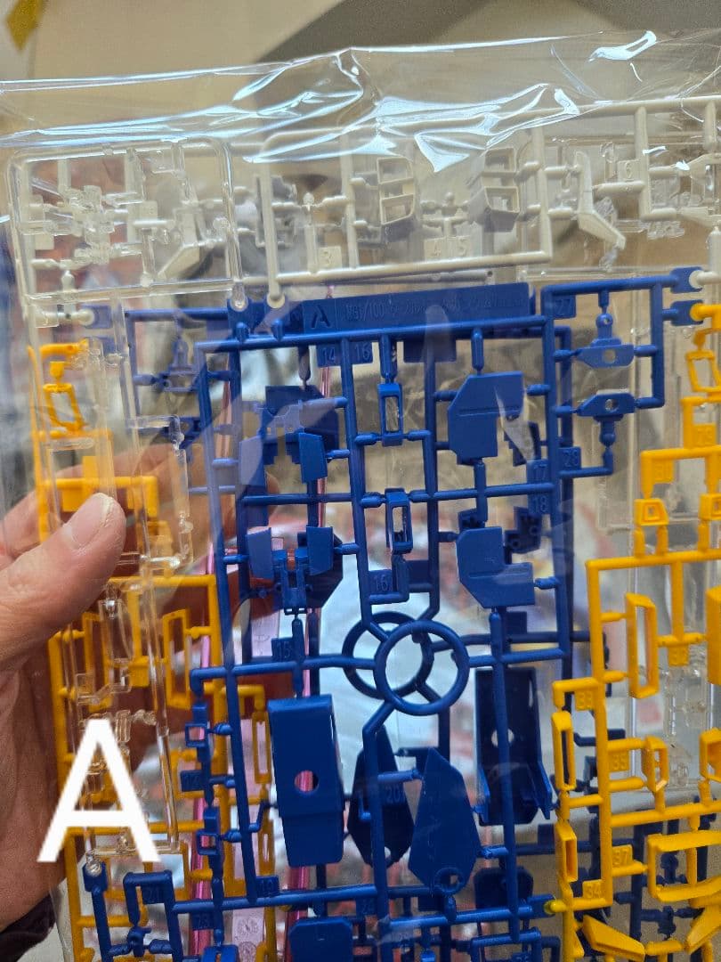 ZZ GUNDAM \"Ver.Ka\" 1/100 プラモデル