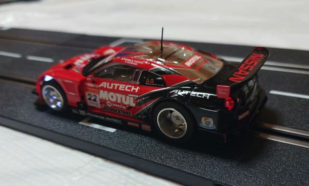 スロットカーカレラ日産GT-R GT500 NISMO MOTUL AUTECH