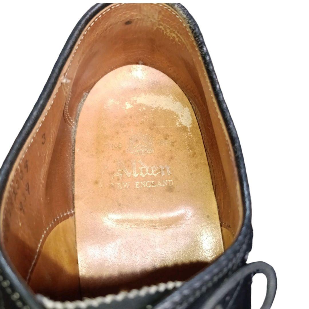 Alden ブラックカーフ セミブローグ パンチドキャップトゥ ビジネスシューズ