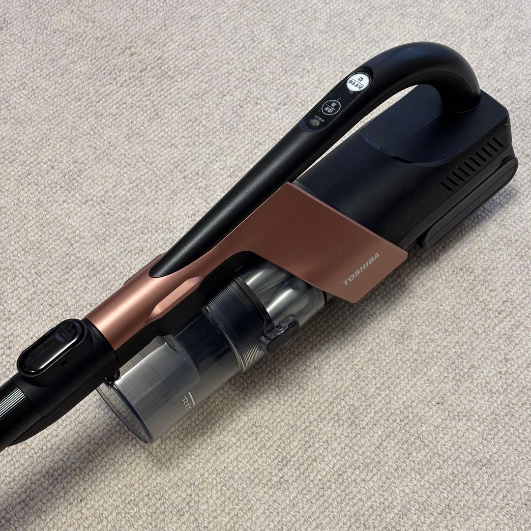 TOSHIBA VC-CLX40BK コードレス掃除機　【動作確認済】