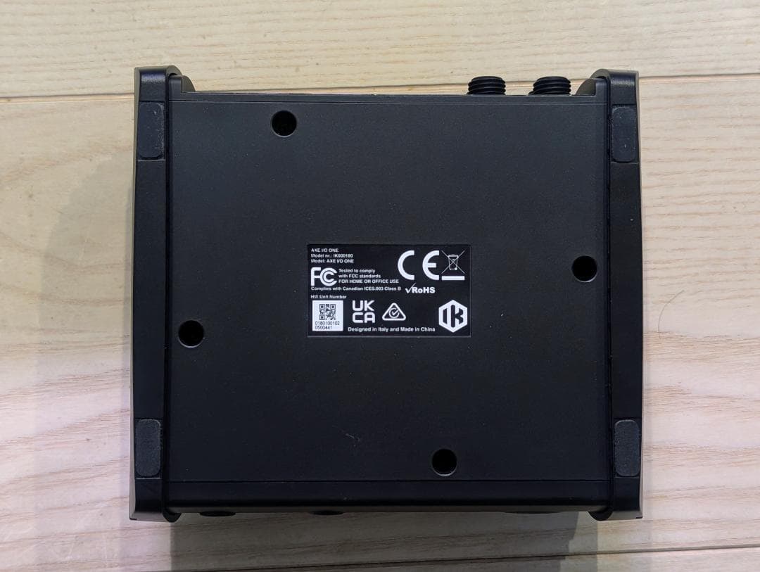 IK Multimedia AXE I/O ONE オーディオインターフェース