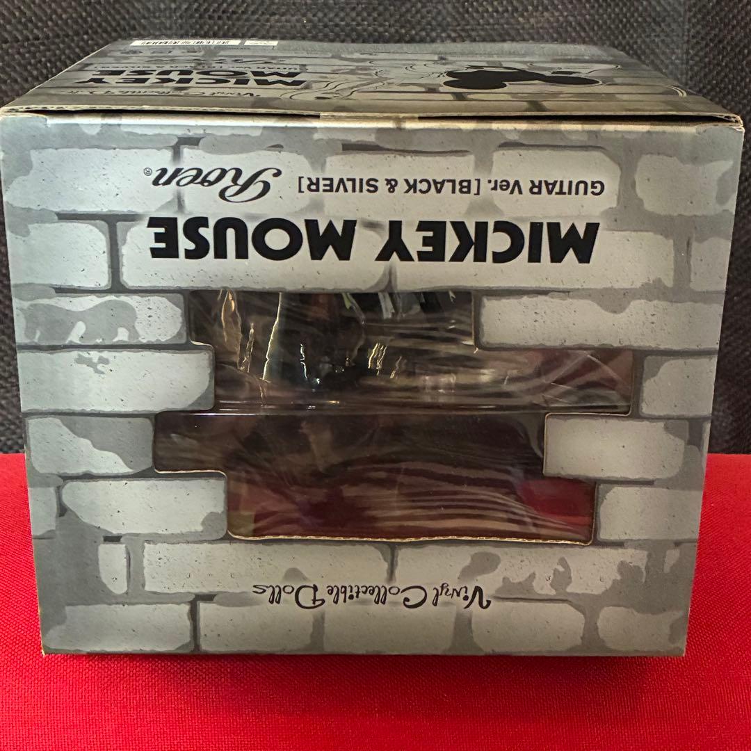 新品 ミッキーマウス VCD Guitar Ver. ブラック&シルバー