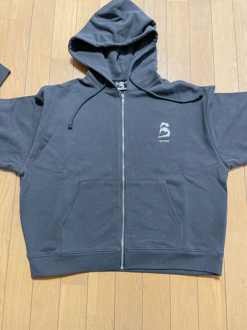 MILESixTONES パーカー 新品未使用