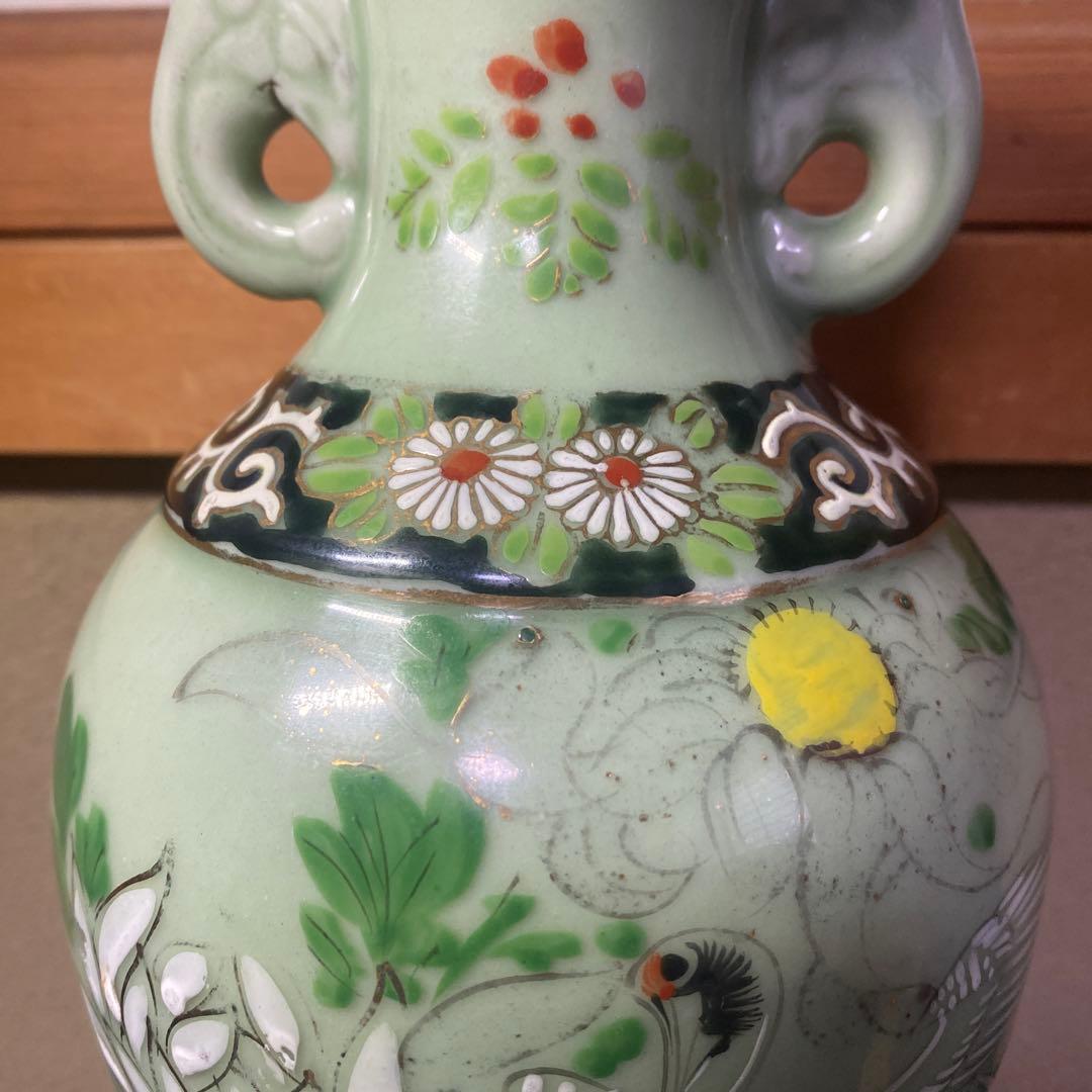 龍耳付色絵青磁花瓶　【作名有】