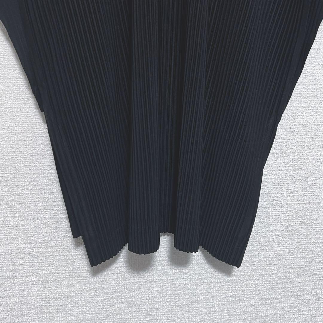 オムプリッセイッセイミヤケ　ロングコート　ロング羽織り　ブラック