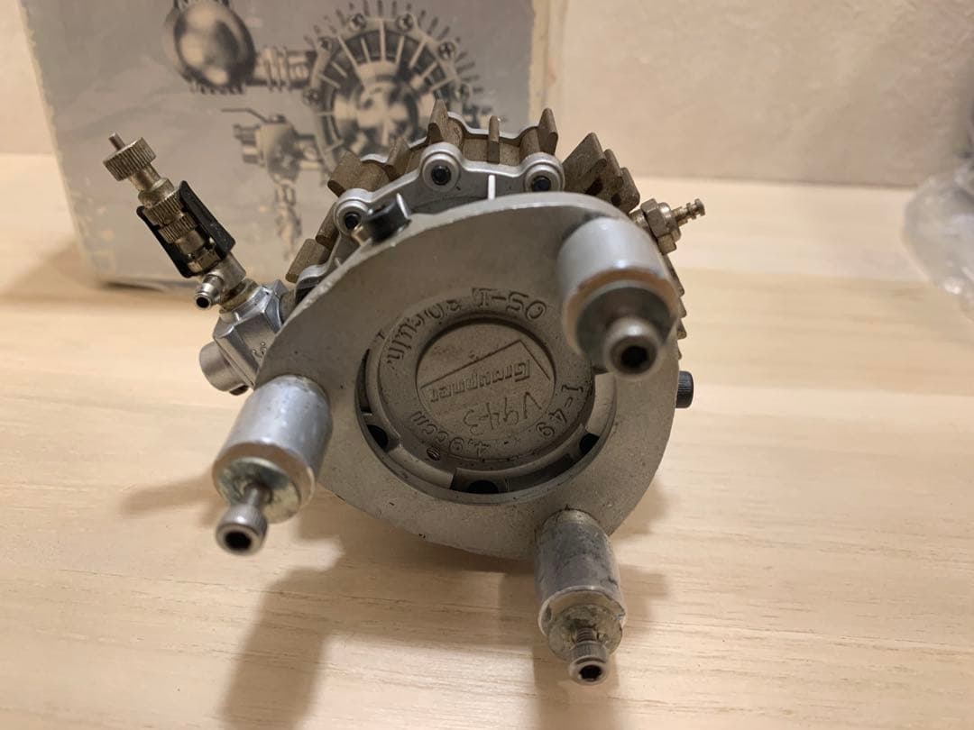 OS NSU WANKEL ロータリーエンジン　模型