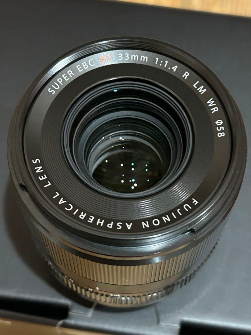 富士フイルム　FUJIFILM XF33mm F1.4 R LM WR