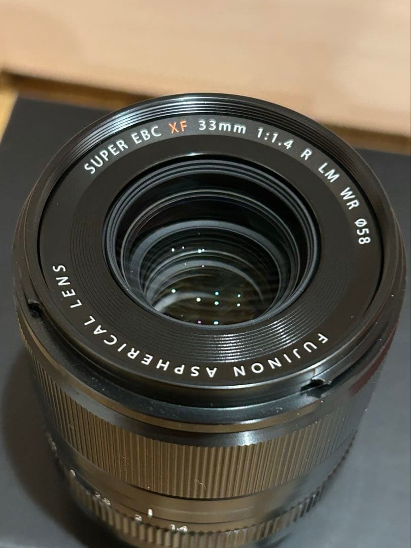 富士フイルム　FUJIFILM XF33mm F1.4 R LM WR
