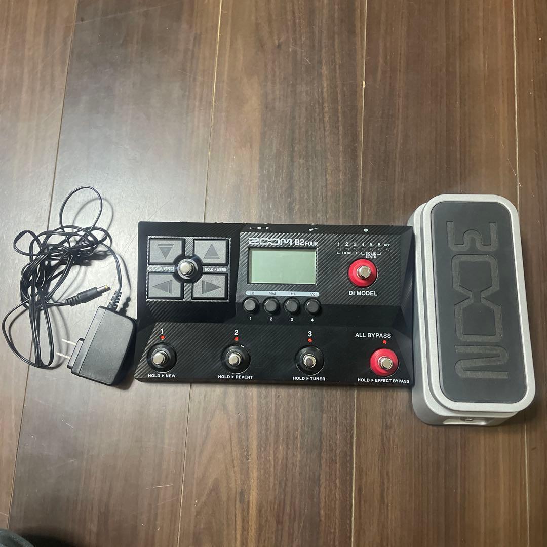 ZOOM B2 Four ベースエフェクター　値下げ交渉可