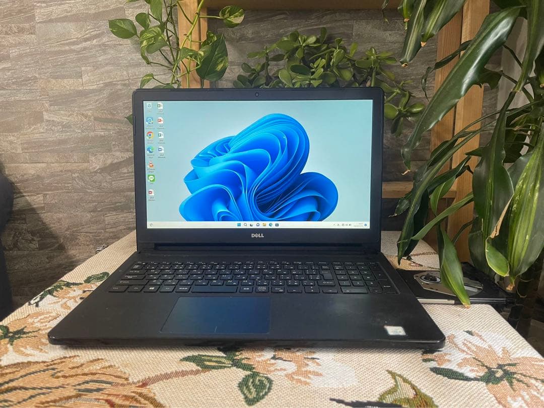 Windows11 DELL ノートパソコン ITTYFJA00