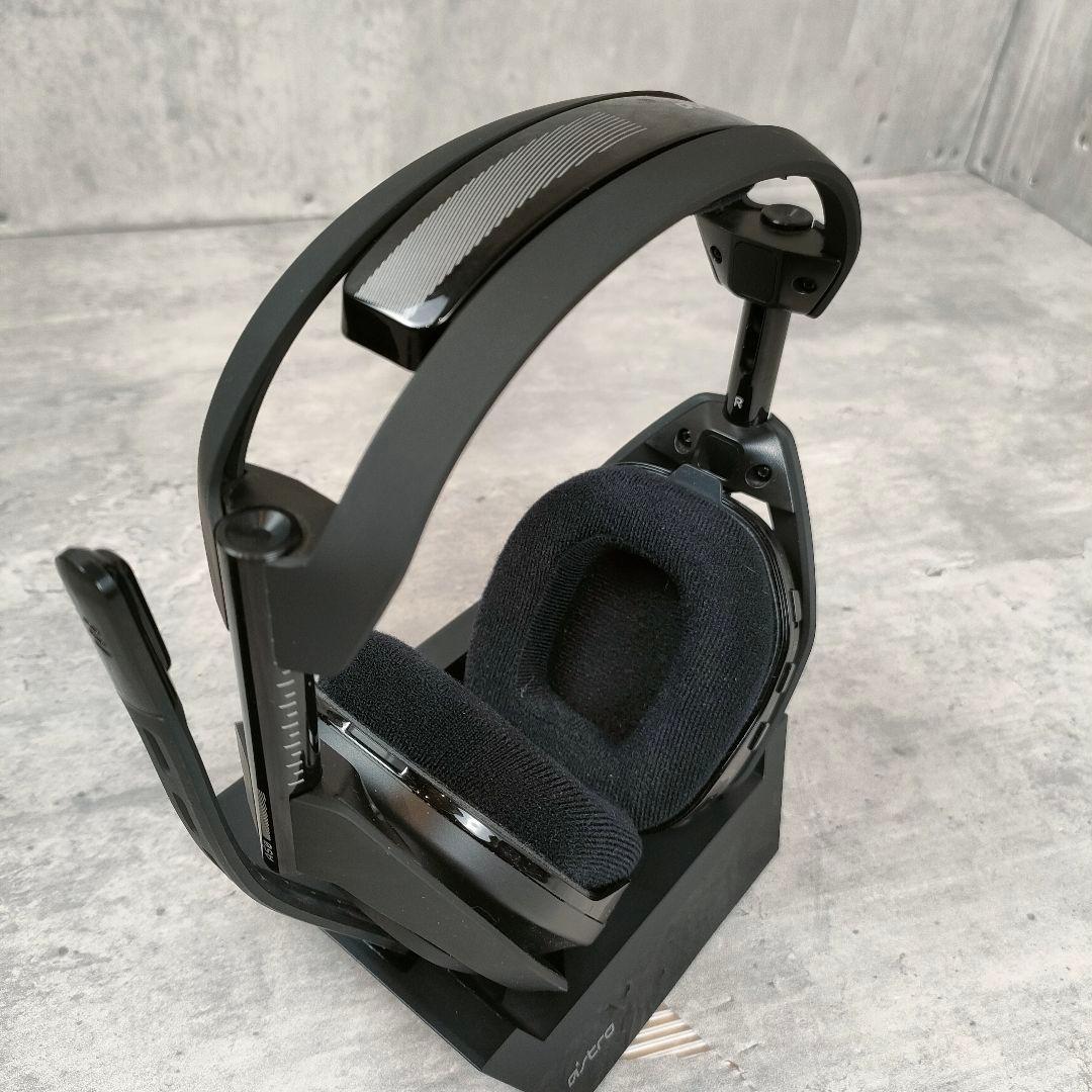 【迅速発送】ASTRO A50 ワイヤレスヘッドホン + ベースステーション