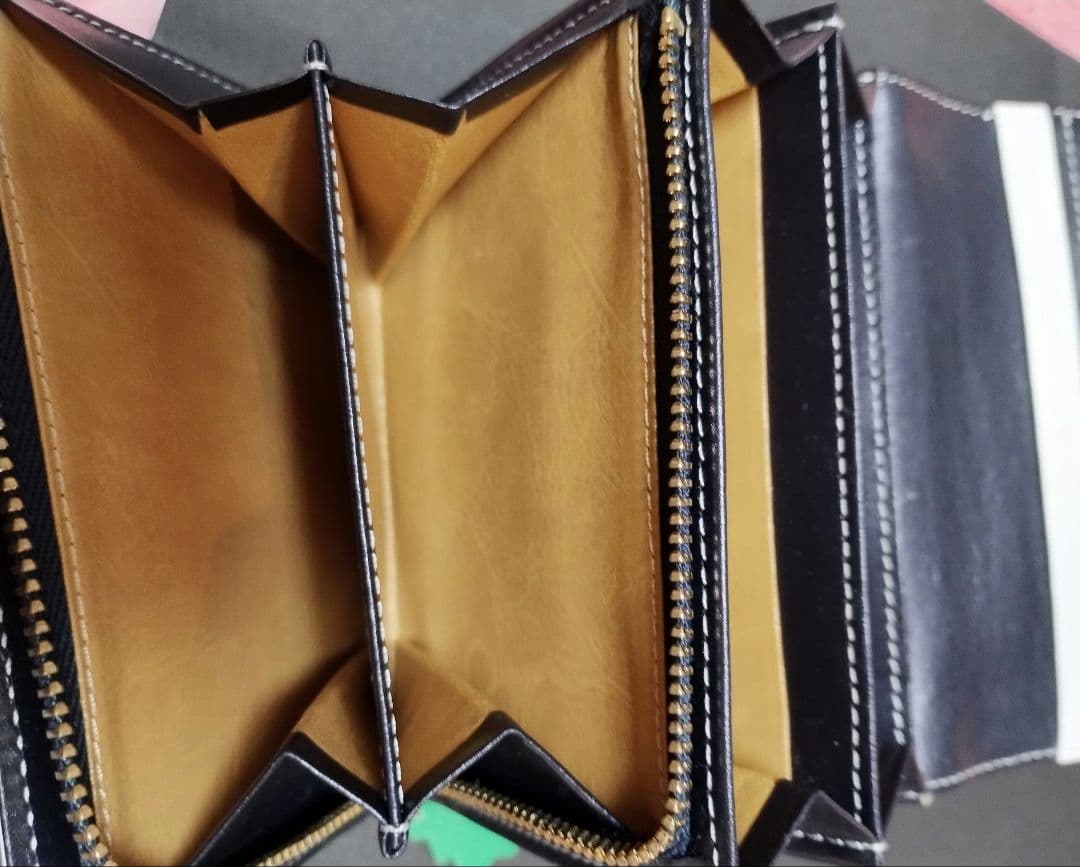 キタムラ　 二つ折り財布　パスケース