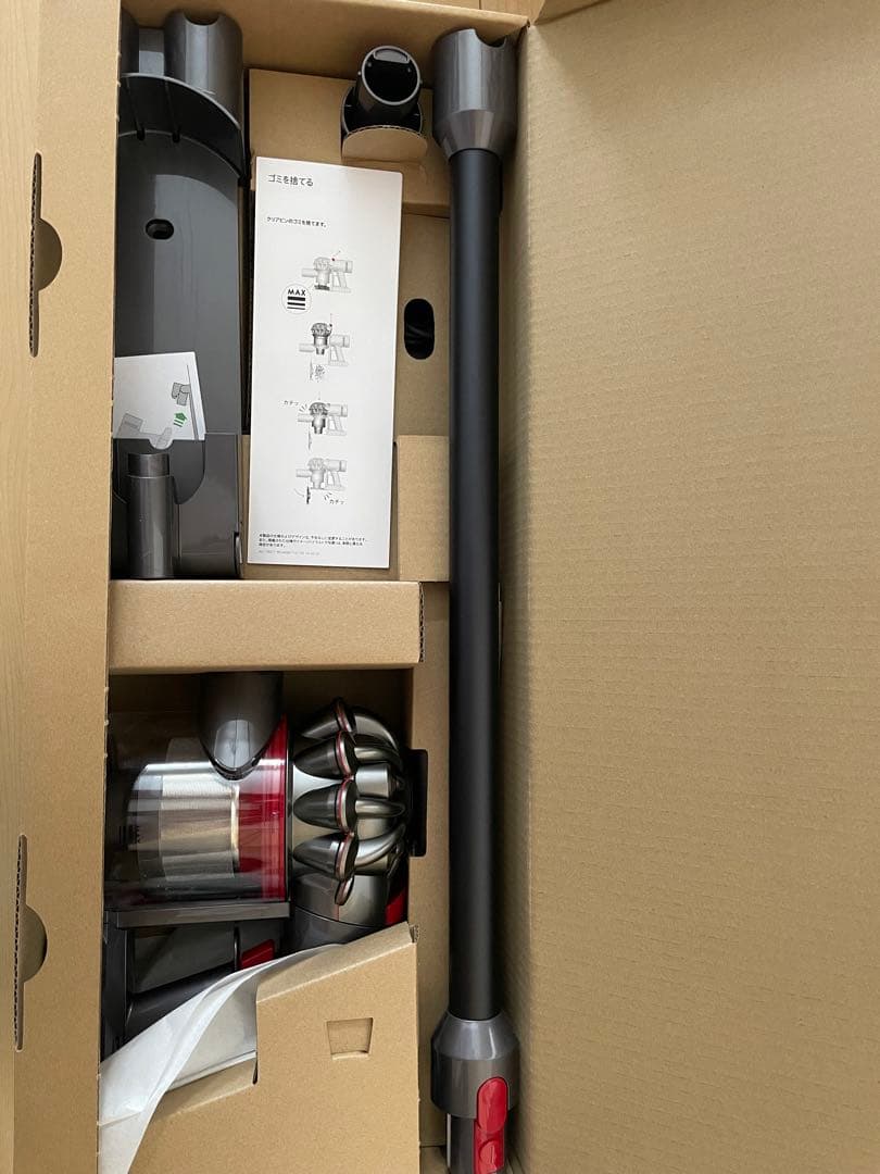 Dyson v8 slim fluffy 本体値下げしました‼️