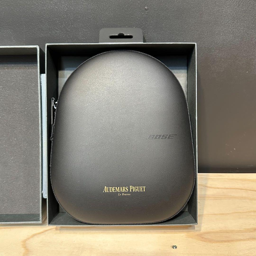 新品未使用 オーデマピゲ ノイズキャンセリング　ボーズ　ヘッドフォン Bose