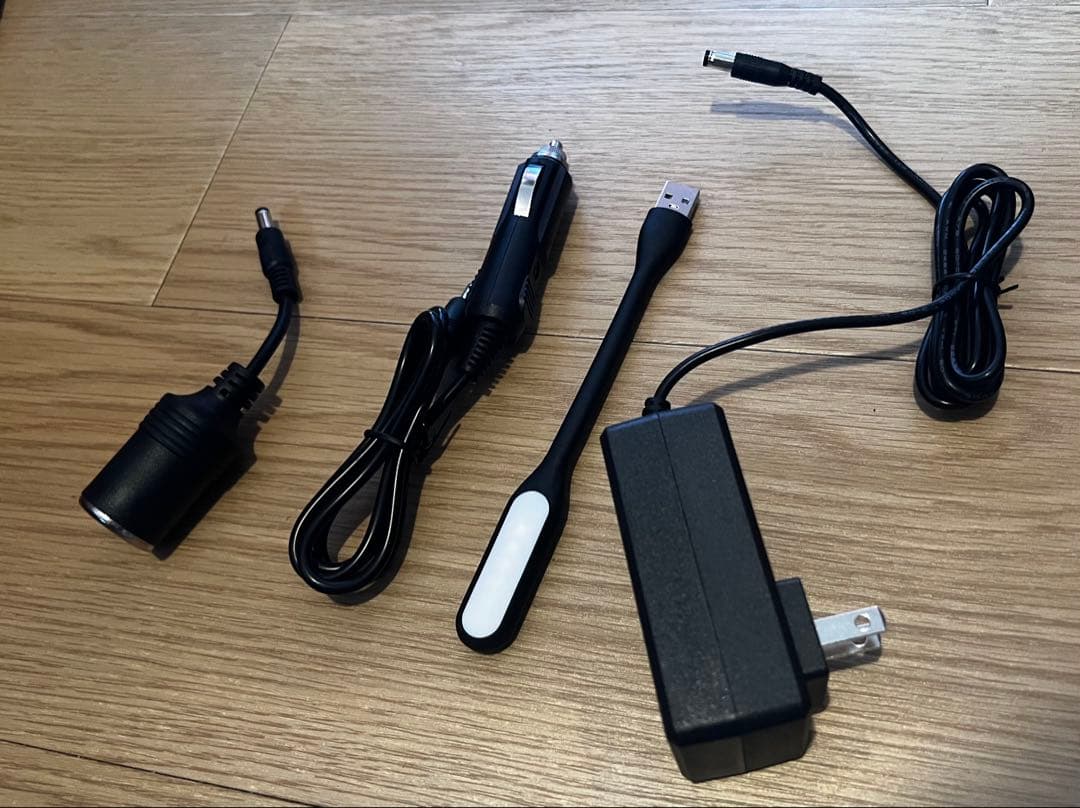 FlashFish ポータブル電源 大容量 発電機 40800mAh/151Wh