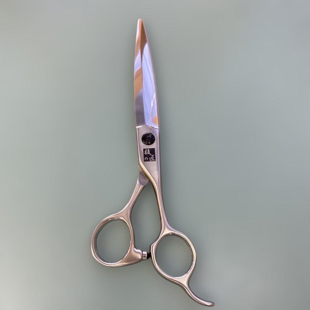 仕上がりを格上げする、匠の7インチ剣刄シザー パワフルな切れ! 新品
