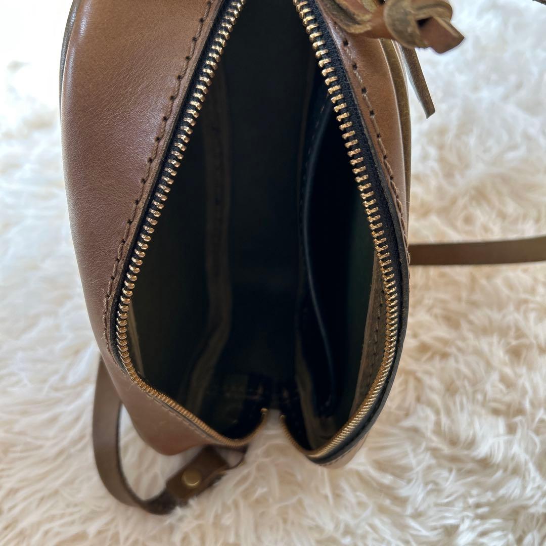 【レア美品】HERZヘルツ　CP 35 ふっくらショルダー グリーンベージュ