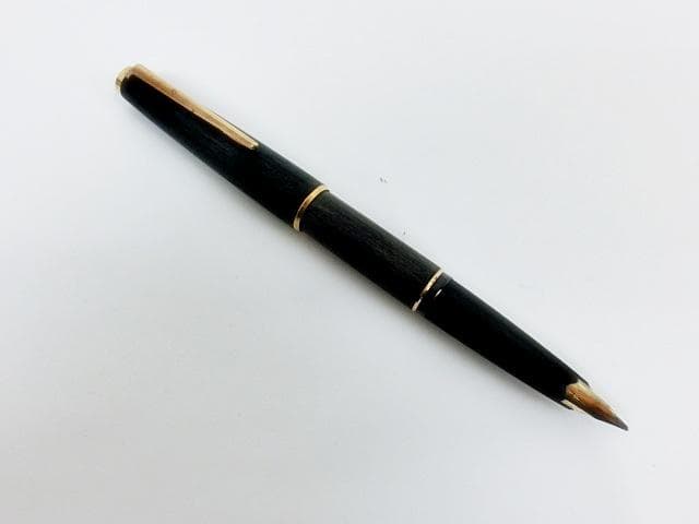 MONTBLANC モンブラン 万年筆 マットブラック 220 ペン先 585