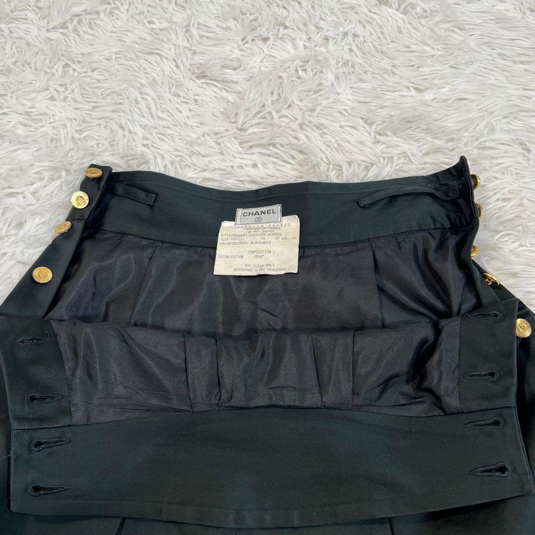 CHANEL サテン　プリーツスカート　金ボタン　ココマーク　ゴールドボタン