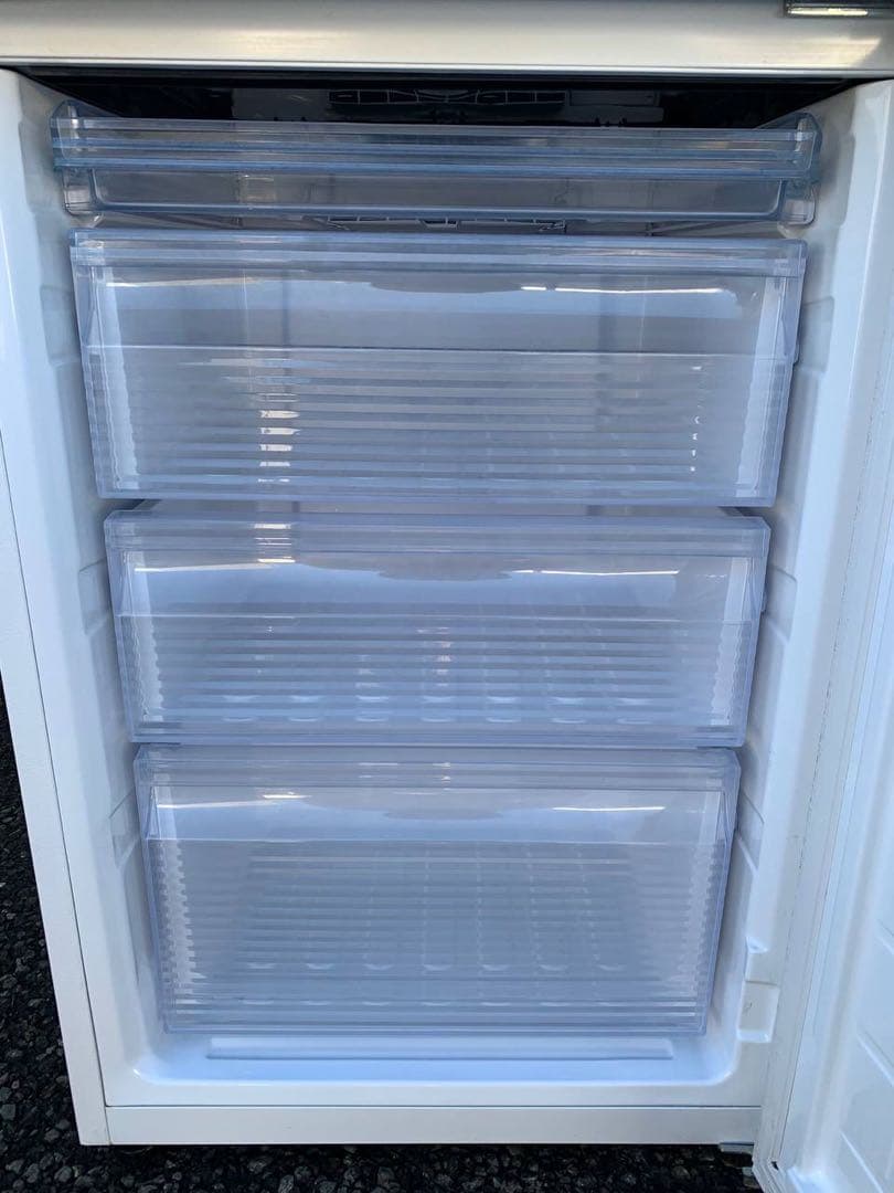 ♦SHARP ノンフロン冷凍冷蔵庫【2021年製】SJ-AK31G-W