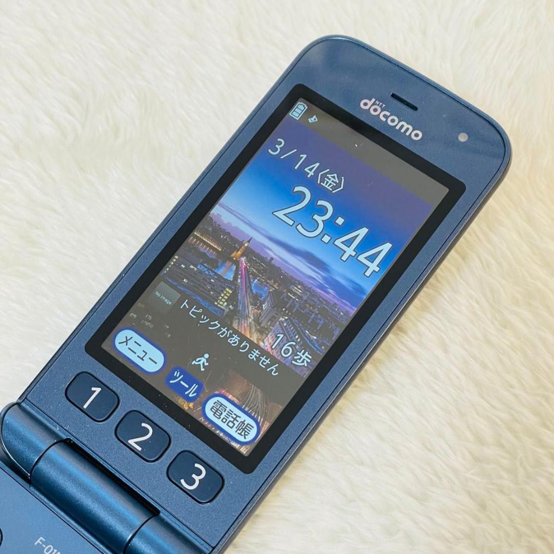【新品同様品】ドコモ らくらくホン F-01M ネイビー